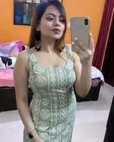 Call Girl in Satlasana